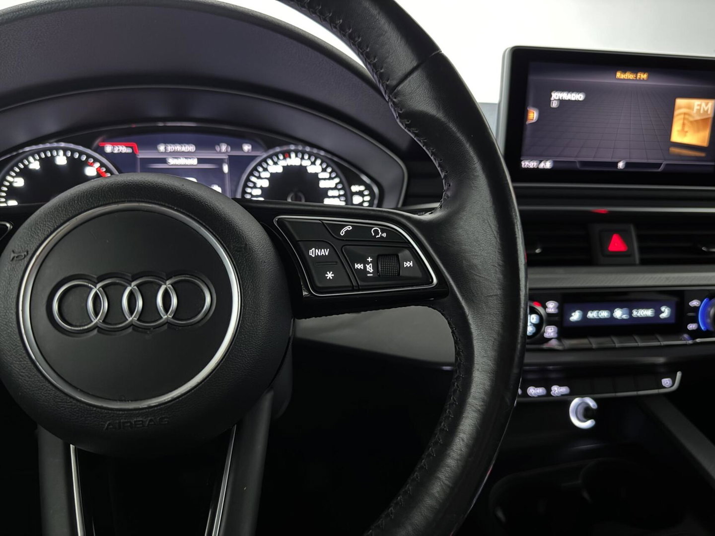 Audi A4 Avant 1.4 TFSI Sport DSG Cruise PDC Navi Climate NAP