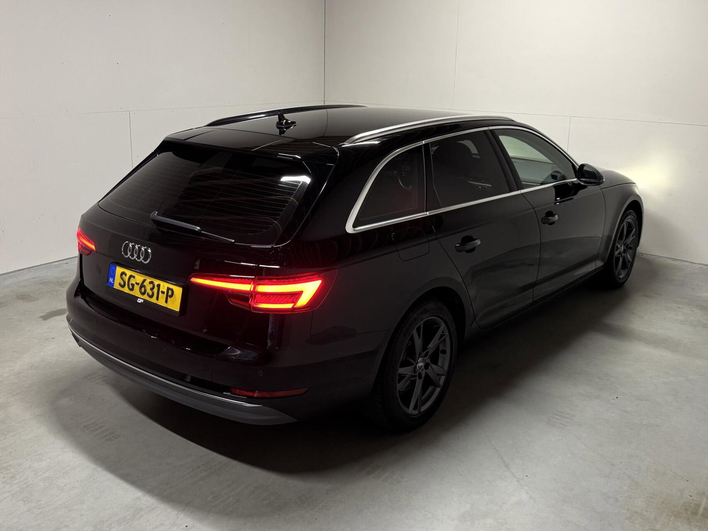 Audi A4 Avant 1.4 TFSI Sport DSG Cruise PDC Navi Climate NAP