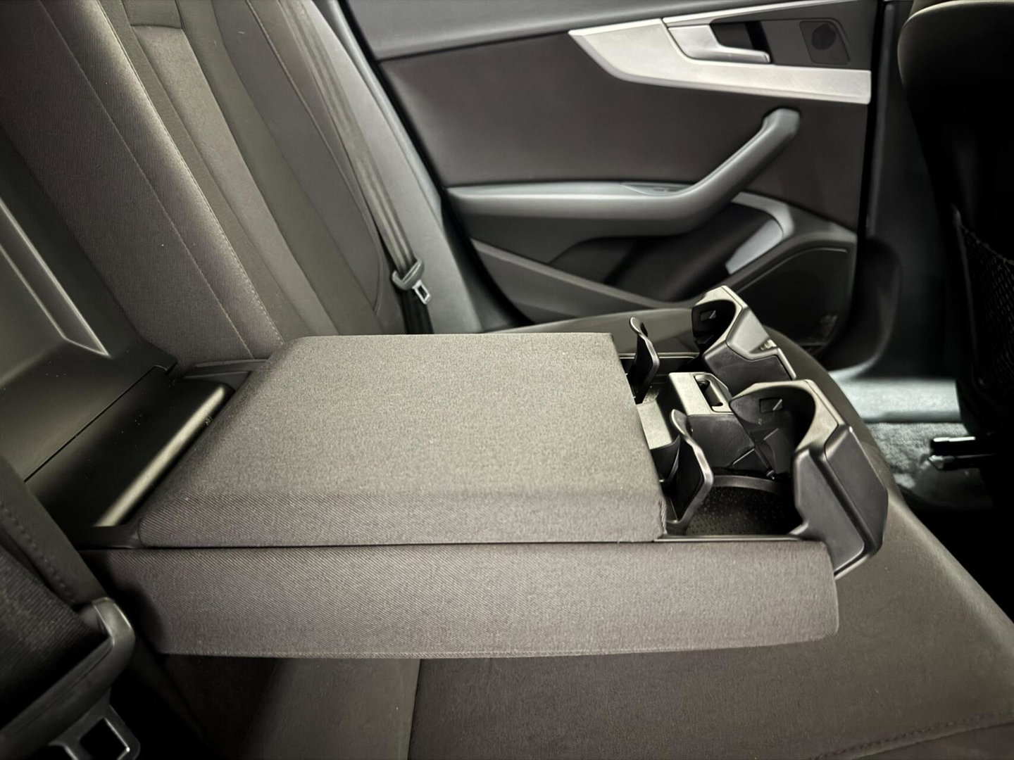 Audi A4 Avant 1.4 TFSI Sport DSG Cruise PDC Navi Climate NAP