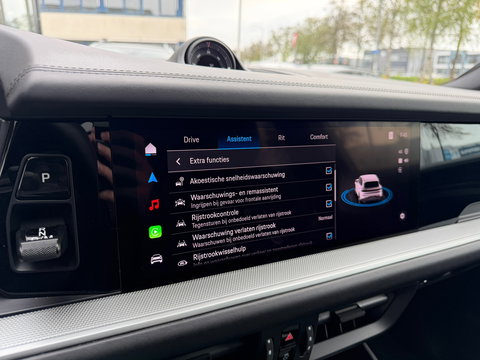 Porsche Cayenne 3.0 E-Hybrid Black Edition 470PK|Pano|Memory|Carplay|Bosé|SportChrono|Sport-Design