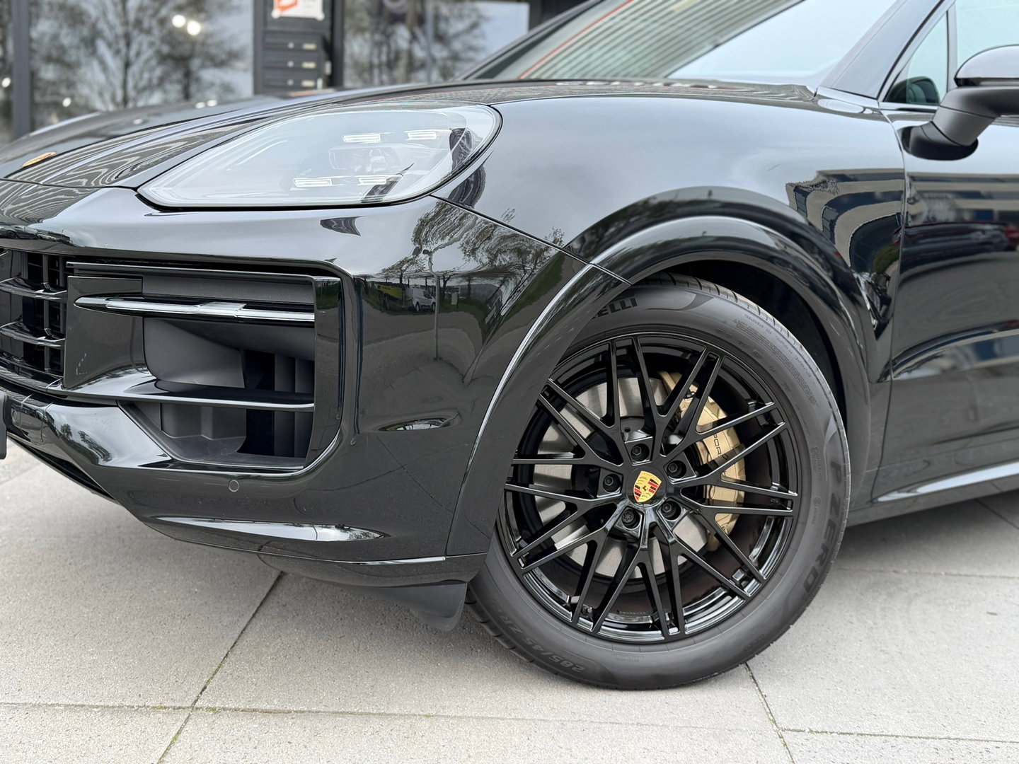 Porsche Cayenne 3.0 E-Hybrid Black Edition 470PK|Pano|Memory|Carplay|Bosé|SportChrono|Sport-Design