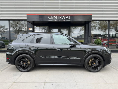 Porsche Cayenne 3.0 E-Hybrid Black Edition 470PK|Pano|Memory|Carplay|Bosé|SportChrono|Sport-Design