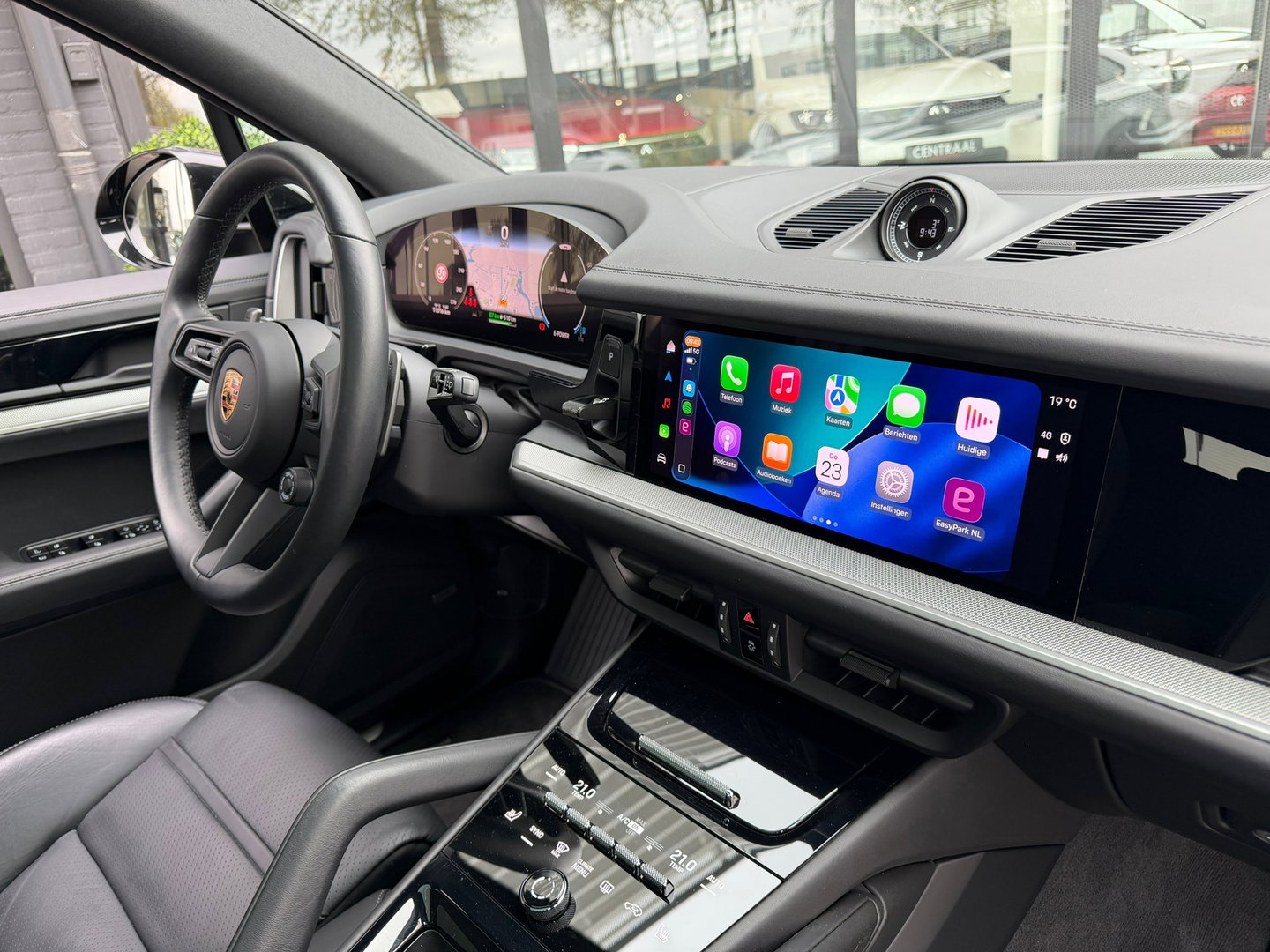 Porsche Cayenne 3.0 E-Hybrid Black Edition 470PK|Pano|Memory|Carplay|Bosé|SportChrono|Sport-Design