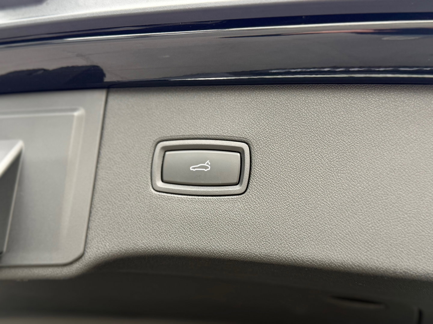 Porsche Cayenne 3.0 E-Hybrid Black Edition 470PK|Pano|Memory|Carplay|Bosé|SportChrono|Sport-Design