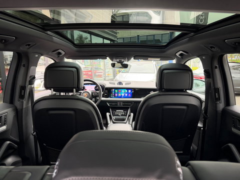 Porsche Cayenne 3.0 E-Hybrid Black Edition 470PK|Pano|Memory|Carplay|Bosé|SportChrono|Sport-Design