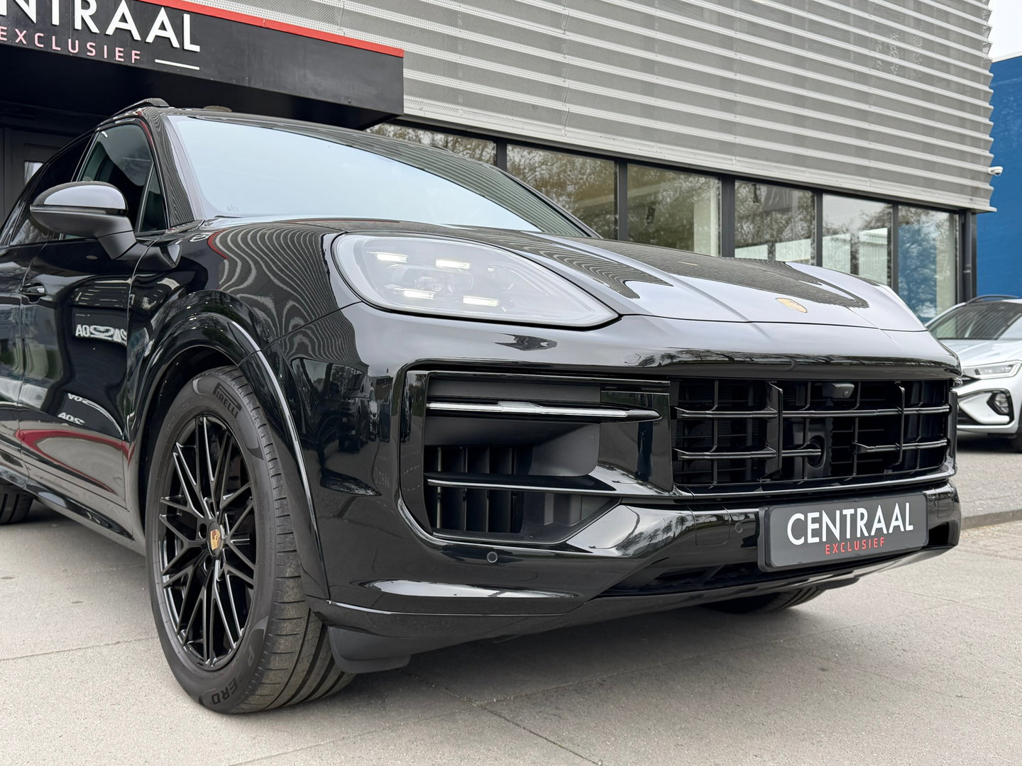 Porsche Cayenne 3.0 E-Hybrid Black Edition 470PK|Pano|Memory|Carplay|Bosé|SportChrono|Sport-Design
