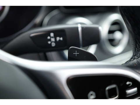 Mercedes-Benz GLC Coupé 300e 4MATIC Business Solution Luxury | Adapt. Cruise | Apple CarPlay & Android Auto | Pano | Trekhaak | Dodehoek | Stoelverw.