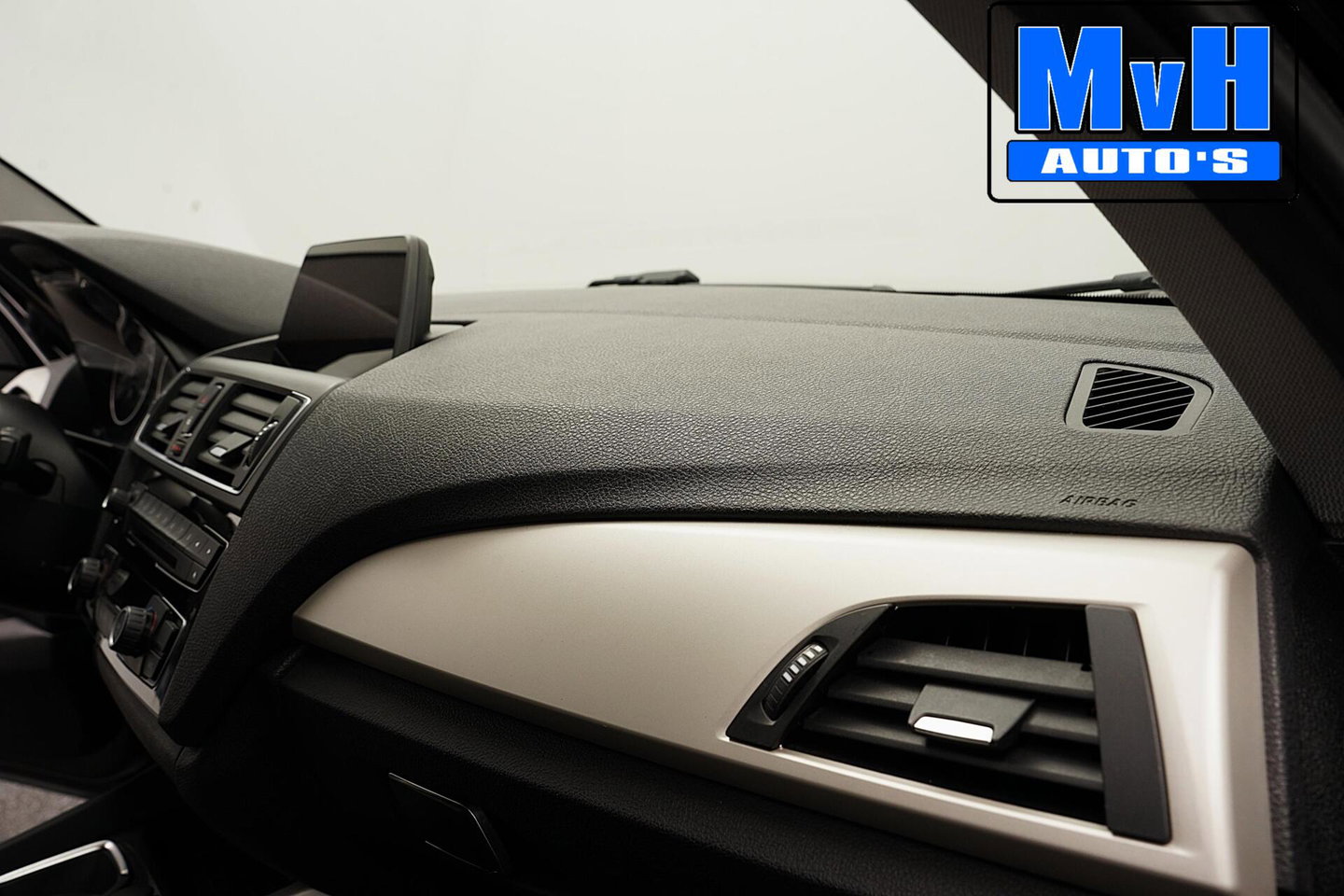 BMW 1 Serie 116i Essential|1e.EIGENAAR|NAVI|CRUISE|CLIMA|NAP