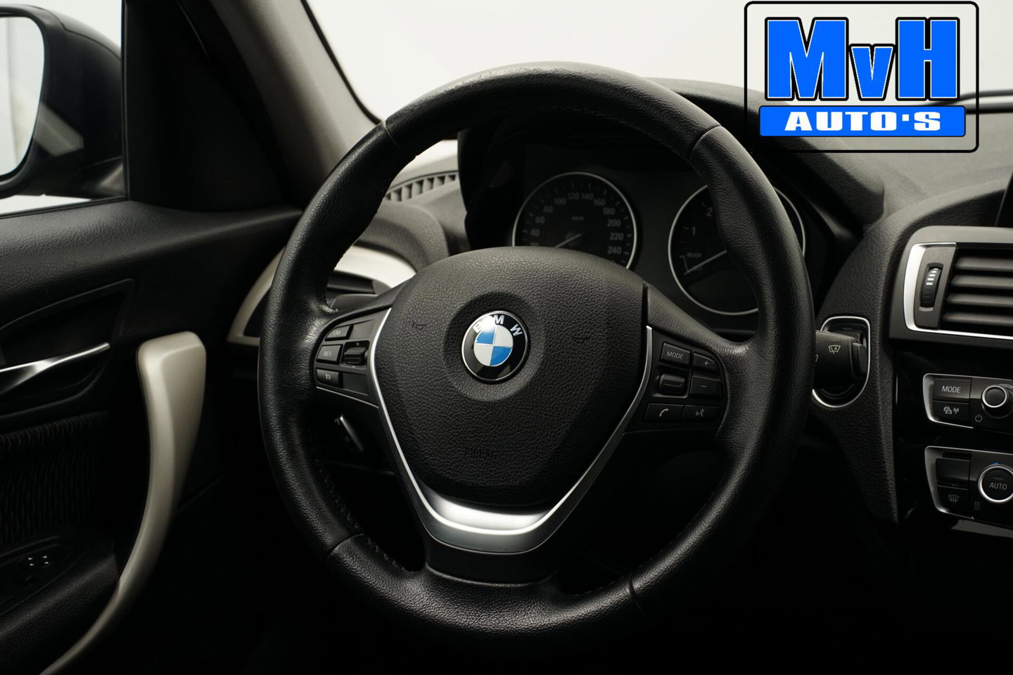 BMW 1 Serie 116i Essential|1e.EIGENAAR|NAVI|CRUISE|CLIMA|NAP