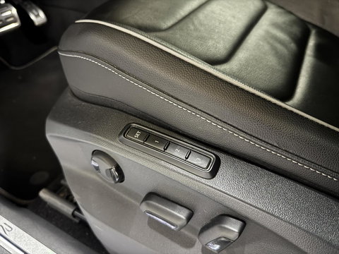 Volkswagen Tiguan 1.4 TSI eHybrid R-Line Pano Leer Sfeer Trekh. Carplay