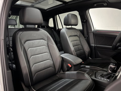Volkswagen Tiguan 1.4 TSI eHybrid R-Line Pano Leer Sfeer Trekh. Carplay