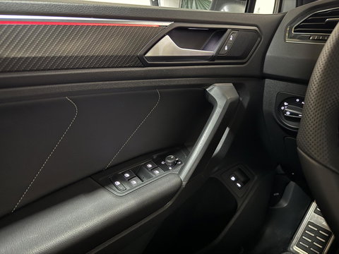 Volkswagen Tiguan 1.4 TSI eHybrid R-Line Pano Leer Sfeer Trekh. Carplay