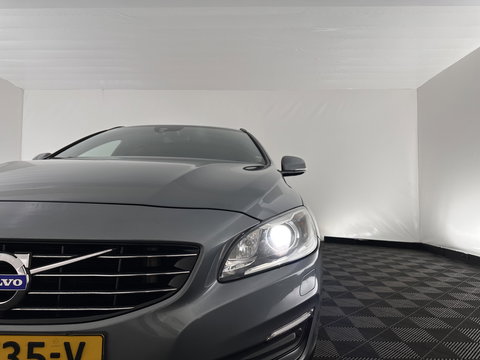 Volvo V60 2.0 D3 Polar+ Aut. *LEATHER | XENON | HEATED-COMFORTSEATS | NAVI-FULLMAP | CAMERA | PRIVACY-GLASS | ECC | PDC | CRUISE | 17''ALU*