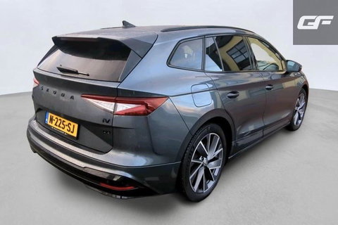 Škoda Enyaq iV 60 Sportline Carplay Camera Sfeerver. Stoel/Stuur verwarming