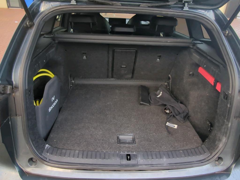 Škoda Enyaq iV 60 Sportline Carplay Camera Sfeerver. Stoel/Stuur verwarming