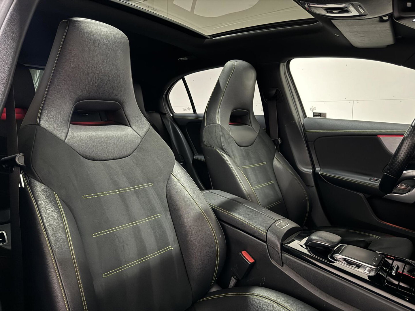 Mercedes-Benz A-Klasse 200 Edition 1 Pano Sfeer Memory Camera