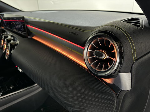 Mercedes-Benz A-Klasse 200 Edition 1 Pano Sfeer Memory Camera