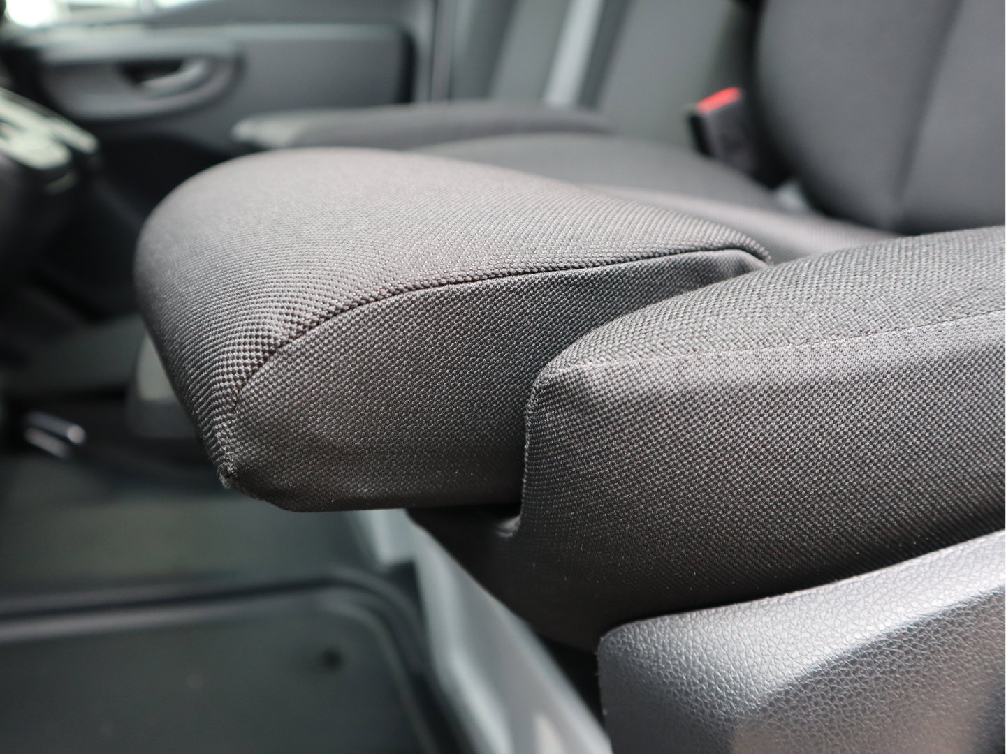 Mercedes-Benz eSprinter 414 Accu 113 kWh WLPT 445 KM AC+DC Snelladen L3H2 Maxi - Trekhaak