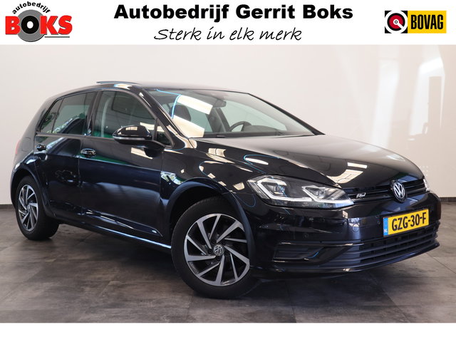 Volkswagen Golf - 1.5 TSI Highline Business R Panoramadak Trekhaak Carplay