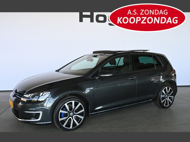Volkswagen Golf - 1.4 TSI GTE Automaat Clima Navigatie Stoelverwarming Panoramadak Goed Onderhouden! Inruil Mogelijk!