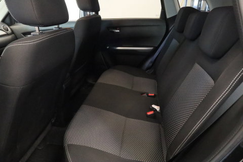 Suzuki Vitara 1.4 Boosterjet Style Smart Hybrid Navigatie Full-led Trekhaak 24 Maanden garantie* (Vraag naar de voorwaarden)