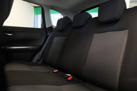 Suzuki Vitara 1.4 Boosterjet Style Smart Hybrid Navigatie Full-led Trekhaak 24 Maanden garantie* (Vraag naar de voorwaarden)