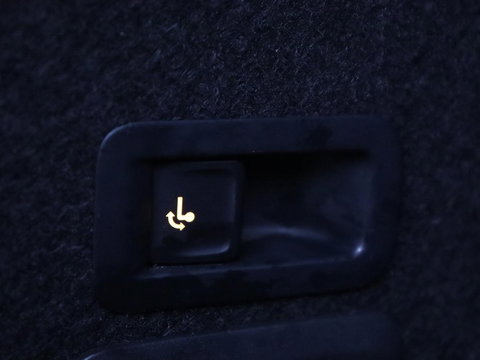 CUPRA Leon 1.4 eHybrid VZ | SOH 93,4% | Stoelverwarming | Trekhaak | Adaptive cruise | Carplay | Navigatie | Sfeerverlichting | Stuurverwarming | 19'' | Parkeerhulp | Climate control | Half leder | Sportstoelen | PHEV | Plug In