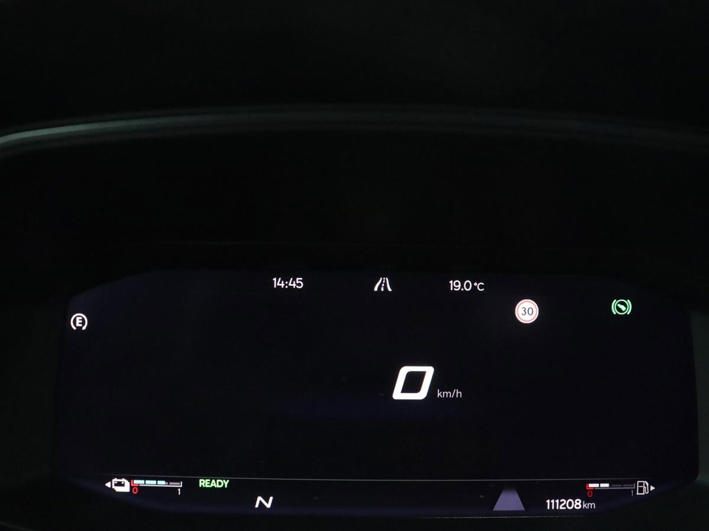 CUPRA Leon 1.4 eHybrid VZ | SOH 93,4% | Stoelverwarming | Trekhaak | Adaptive cruise | Carplay | Navigatie | Sfeerverlichting | Stuurverwarming | 19'' | Parkeerhulp | Climate control | Half leder | Sportstoelen | PHEV | Plug In