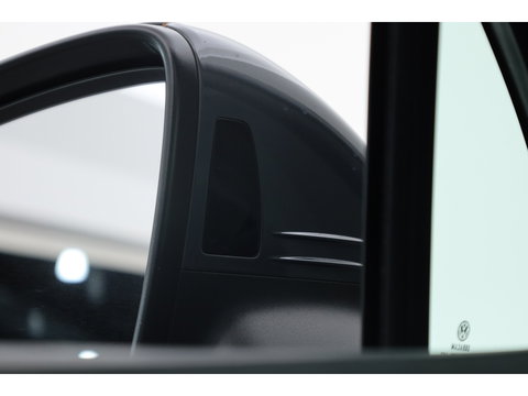 Volkswagen Tiguan 1.4 TSI eHybrid Life | Pano | IQ. Light | Digi. Dashboard | Camera | Adapt. Cruise | 4x Stoelverw. | Apple CarPlay |