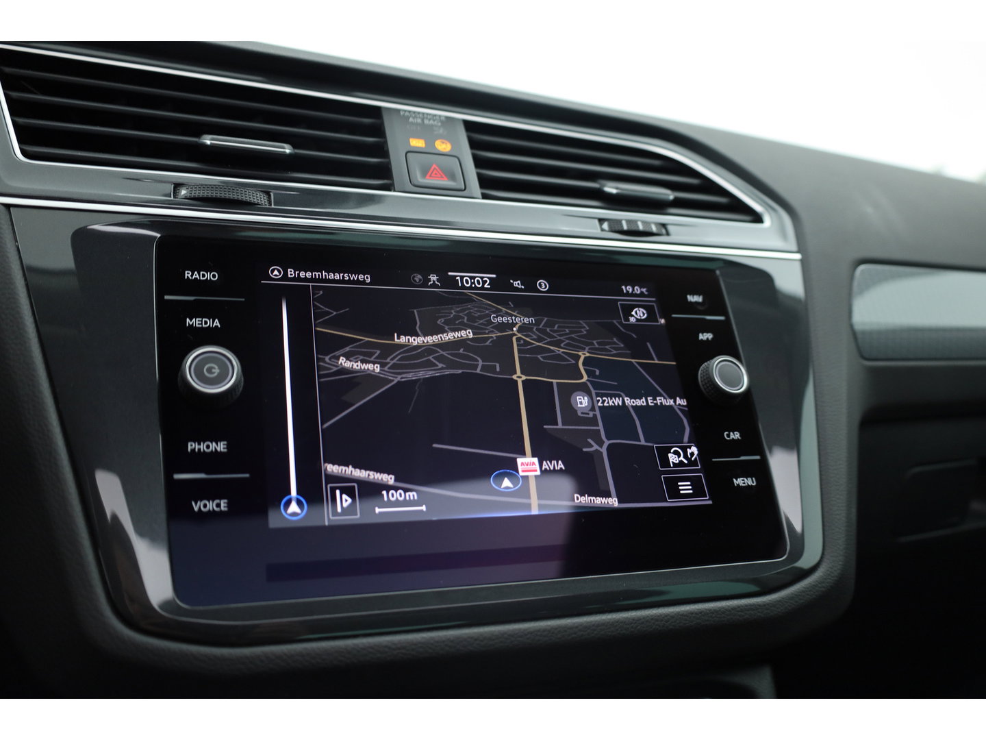 Volkswagen Tiguan 1.4 TSI eHybrid Life | Pano | IQ. Light | Digi. Dashboard | Camera | Adapt. Cruise | 4x Stoelverw. | Apple CarPlay |