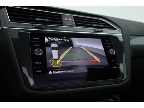 Volkswagen Tiguan 1.4 TSI eHybrid Life | Pano | IQ. Light | Digi. Dashboard | Camera | Adapt. Cruise | 4x Stoelverw. | Apple CarPlay |