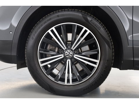 Volkswagen Tiguan 1.4 TSI eHybrid Life | Pano | IQ. Light | Digi. Dashboard | Camera | Adapt. Cruise | 4x Stoelverw. | Apple CarPlay |
