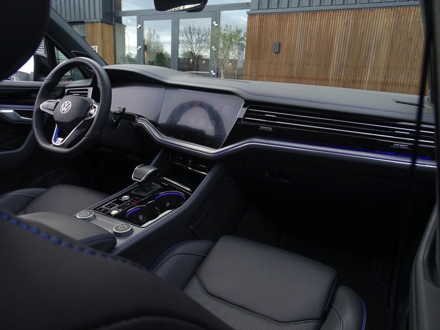 Volkswagen Touareg 3.0 TSi R eHybr 462PK 4M / Highline / 2024 / LED