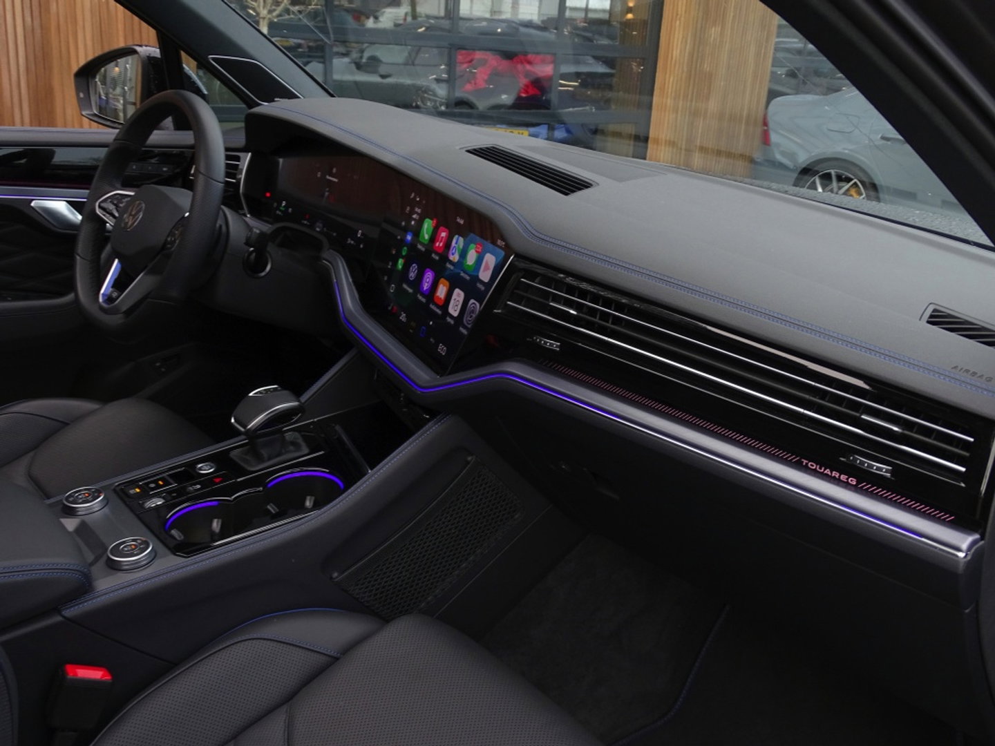 Volkswagen Touareg 3.0 TSi R eHybr 462PK 4M / Highline / 2024 / LED