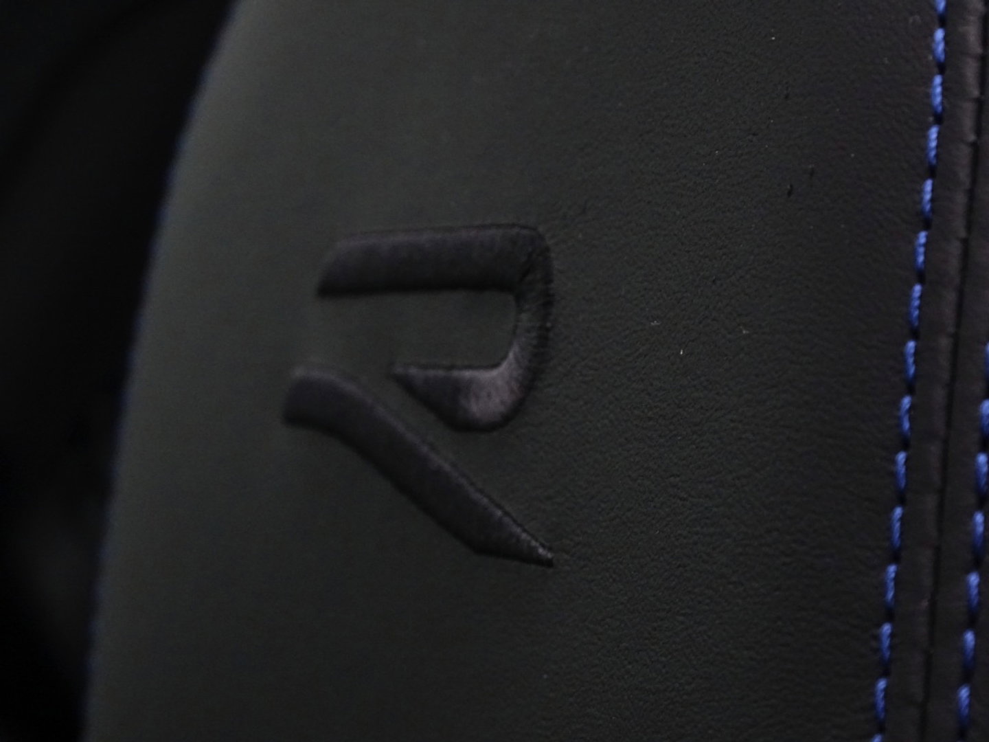 Volkswagen Touareg 3.0 TSi R eHybr 462PK 4M / Highline / 2024 / LED