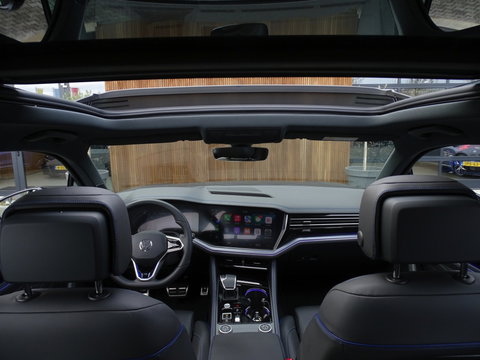 Volkswagen Touareg 3.0 TSi R eHybr 462PK 4M / Highline / 2024 / LED