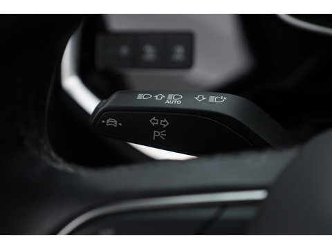 Audi Q3 Sportback 45 TFSI e S Edition | Sonos Audio | Adapt. Cruise | Elek. Stoelen | 19'' | Keyless | Navi | PDC | S Line