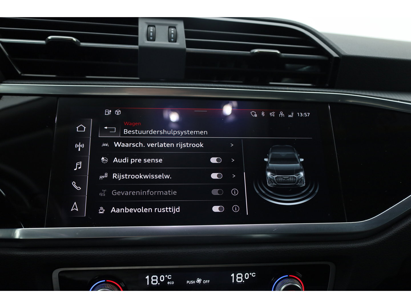 Audi Q3 Sportback 45 TFSI e S Edition | Sonos Audio | Adapt. Cruise | Elek. Stoelen | 19'' | Keyless | Navi | PDC | S Line