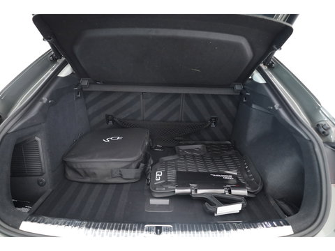 Audi Q3 Sportback 45 TFSI e S Edition | Sonos Audio | Adapt. Cruise | Elek. Stoelen | 19'' | Keyless | Navi | PDC | S Line