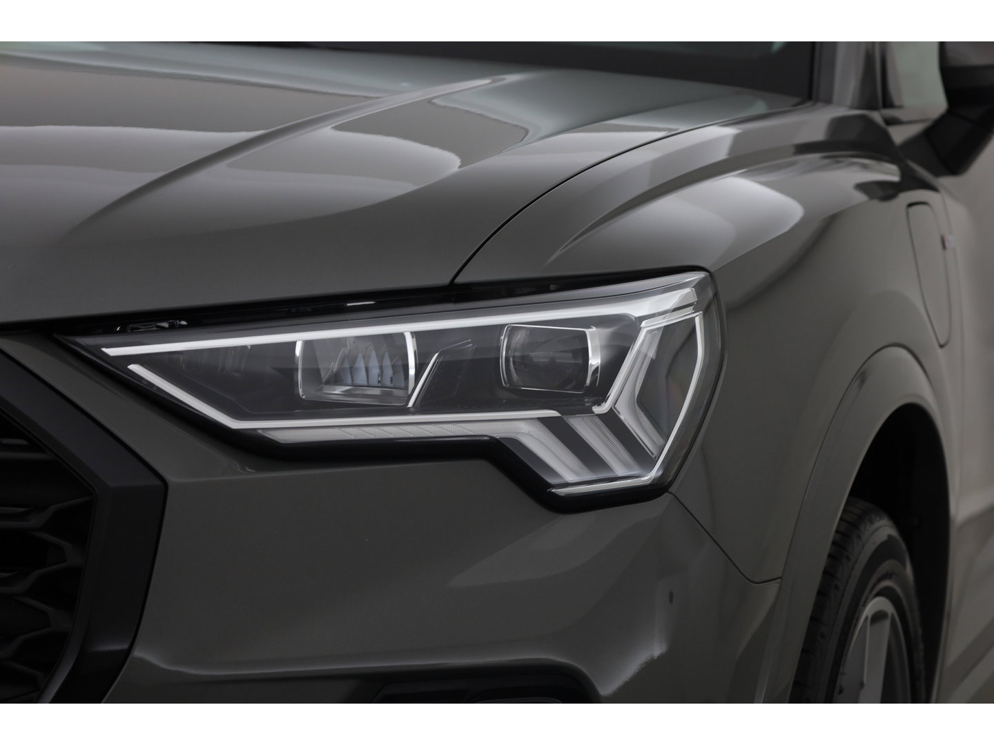 Audi Q3 Sportback 45 TFSI e S Edition | Sonos Audio | Adapt. Cruise | Elek. Stoelen | 19'' | Keyless | Navi | PDC | S Line