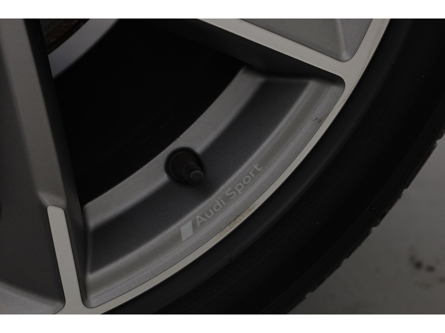 Audi Q3 Sportback 45 TFSI e S Edition | Sonos Audio | Adapt. Cruise | Elek. Stoelen | 19'' | Keyless | Navi | PDC | S Line