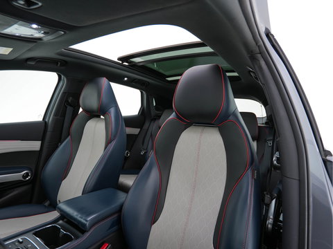 BYD ATTO 3 Comfort 60 kWh [ 3-Fase ] {SOH-92%} (INCL.BTW) *PANO | ADAPTIVE-CRUISE | LEATHER | FULL-LED | TOP-VIEW | BLIND-SPOT | HEATED-COMFORTSEATS | DIGI-COCKPIT | CARPLAY | DAB | NAVI-FULLMAP | ECC | PDC | 18''ALU*