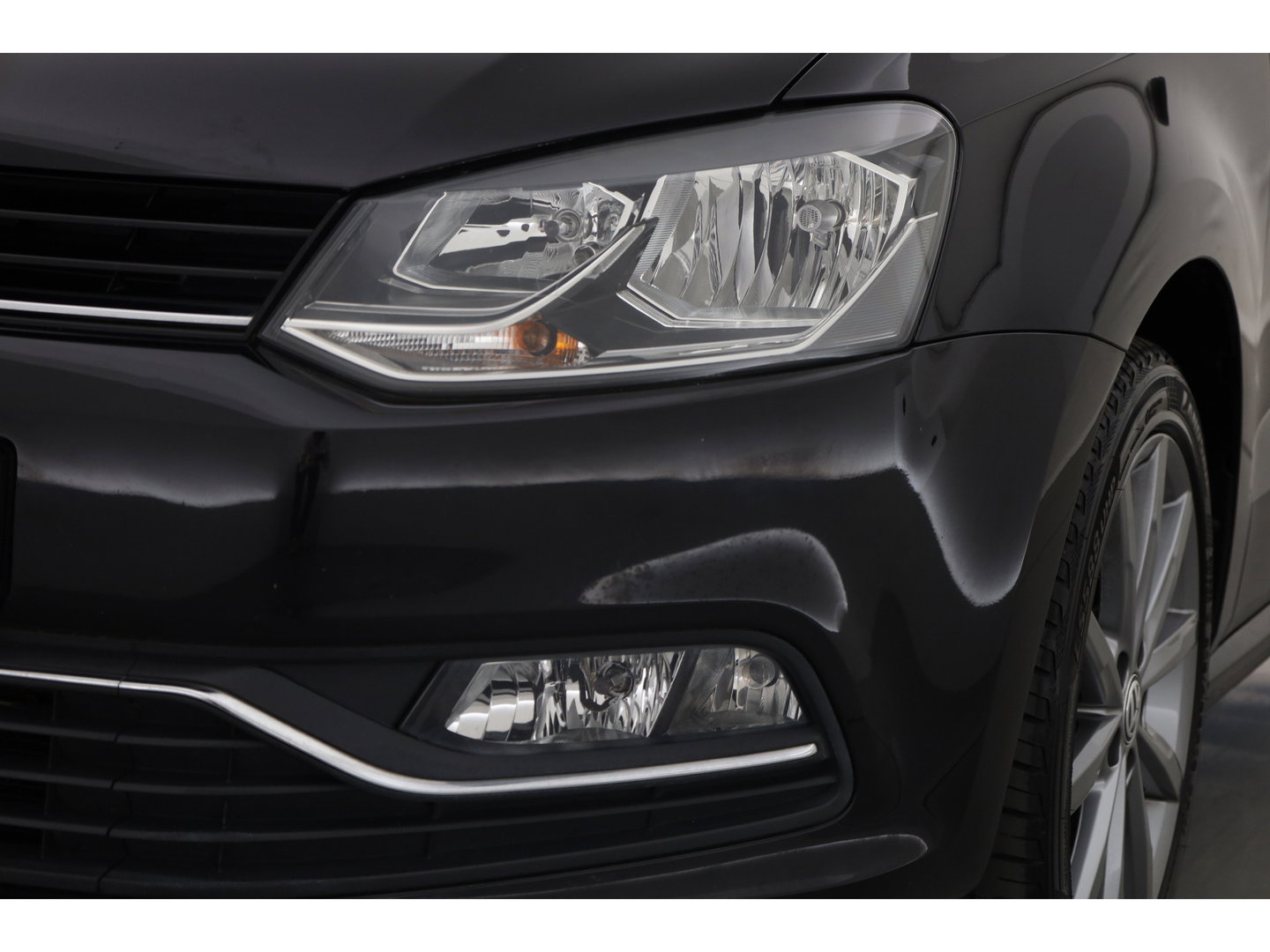 Volkswagen Polo 1.2 TSI First Edition | Airco | Bluetooth | Cruise Control | 16"