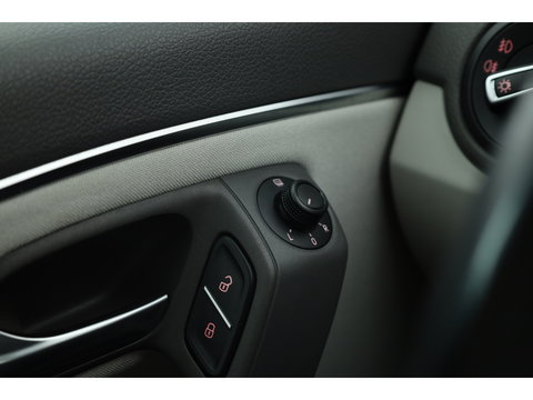 Volkswagen Polo 1.2 TSI First Edition | Airco | Bluetooth | Cruise Control | 16"