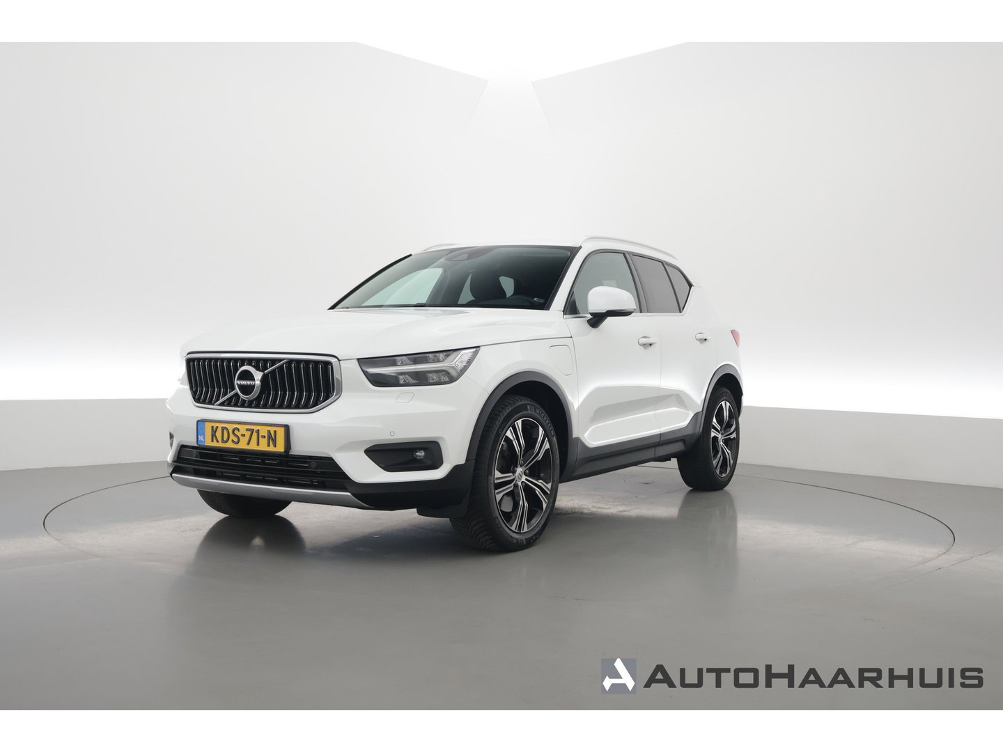 Volvo XC40 1.5 T5 Recharge Inscription | Pilot Assist | Apple CarPlay & Android | Navi |Stoel-Stuurverw. | Achteruitrijcamera | DAB