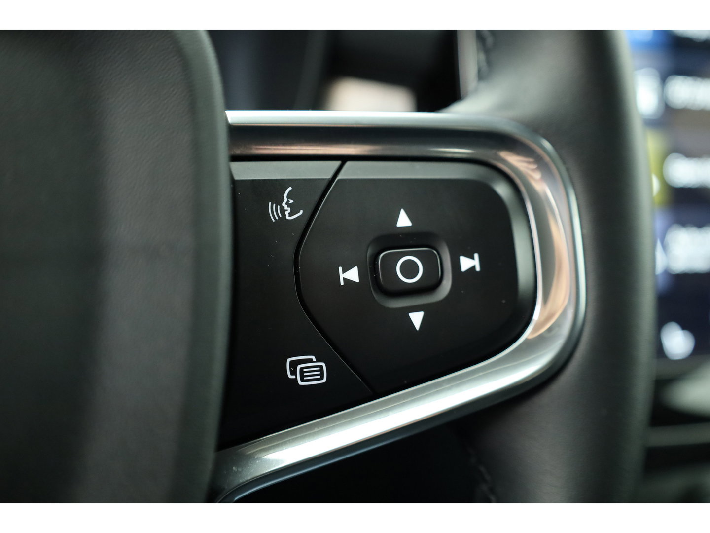 Volvo XC40 1.5 T5 Recharge Inscription | Pilot Assist | Apple CarPlay & Android | Navi |Stoel-Stuurverw. | Achteruitrijcamera | DAB