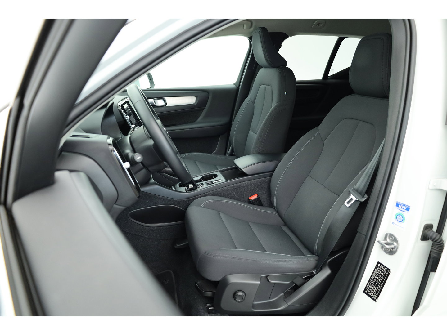 Volvo XC40 1.5 T5 Recharge Inscription | Pilot Assist | Apple CarPlay & Android | Navi |Stoel-Stuurverw. | Achteruitrijcamera | DAB