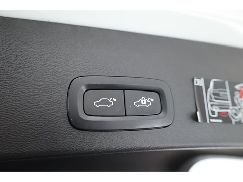 Volvo XC40 1.5 T5 Recharge Inscription | Pilot Assist | Apple CarPlay & Android | Navi |Stoel-Stuurverw. | Achteruitrijcamera | DAB