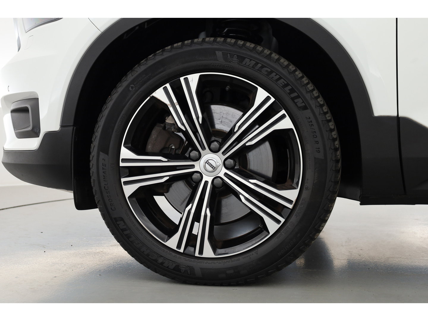 Volvo XC40 1.5 T5 Recharge Inscription | Pilot Assist | Apple CarPlay & Android | Navi |Stoel-Stuurverw. | Achteruitrijcamera | DAB