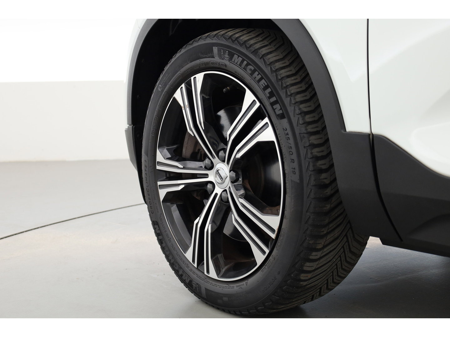 Volvo XC40 1.5 T5 Recharge Inscription | Pilot Assist | Apple CarPlay & Android | Navi |Stoel-Stuurverw. | Achteruitrijcamera | DAB